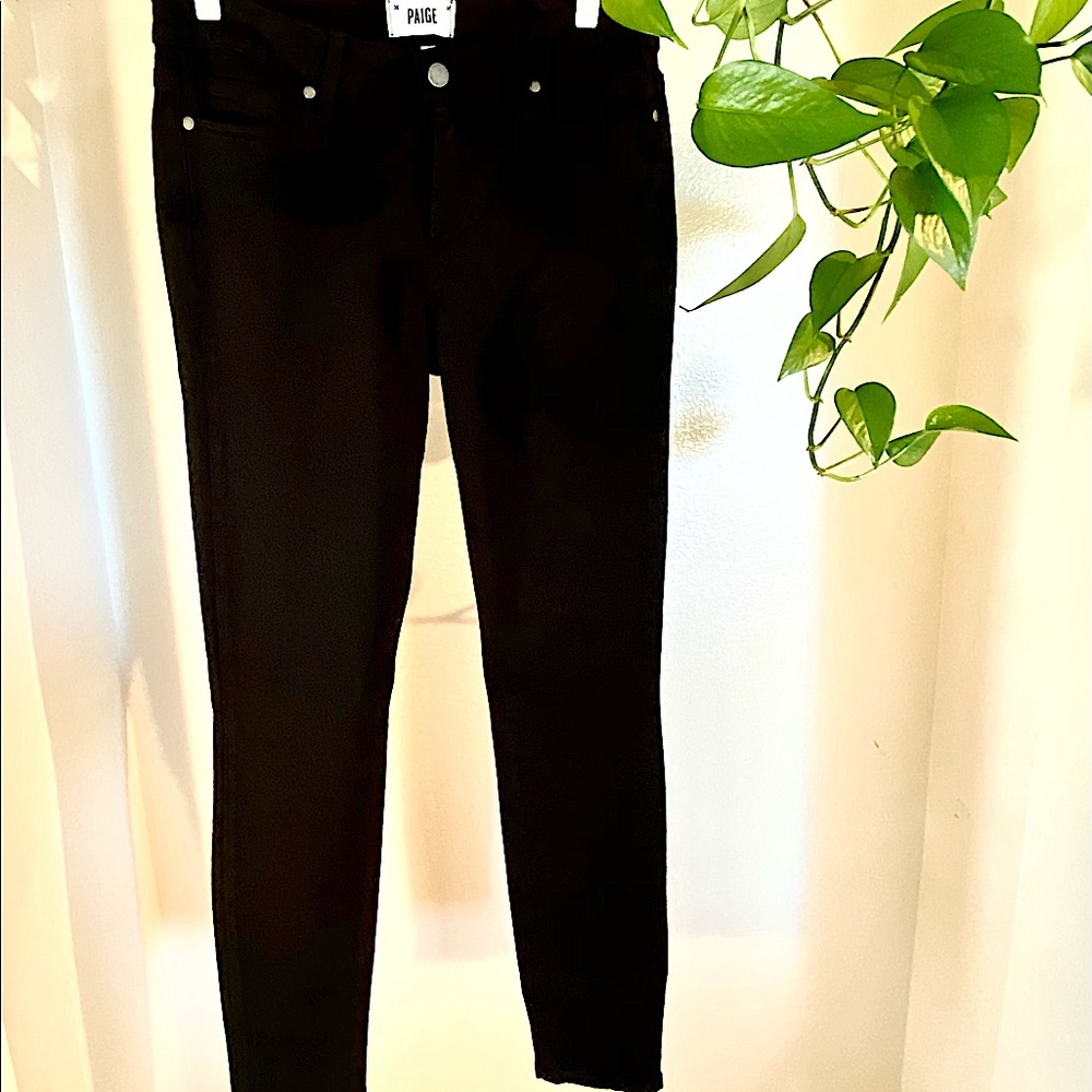 SOLD Paige skinny jeans